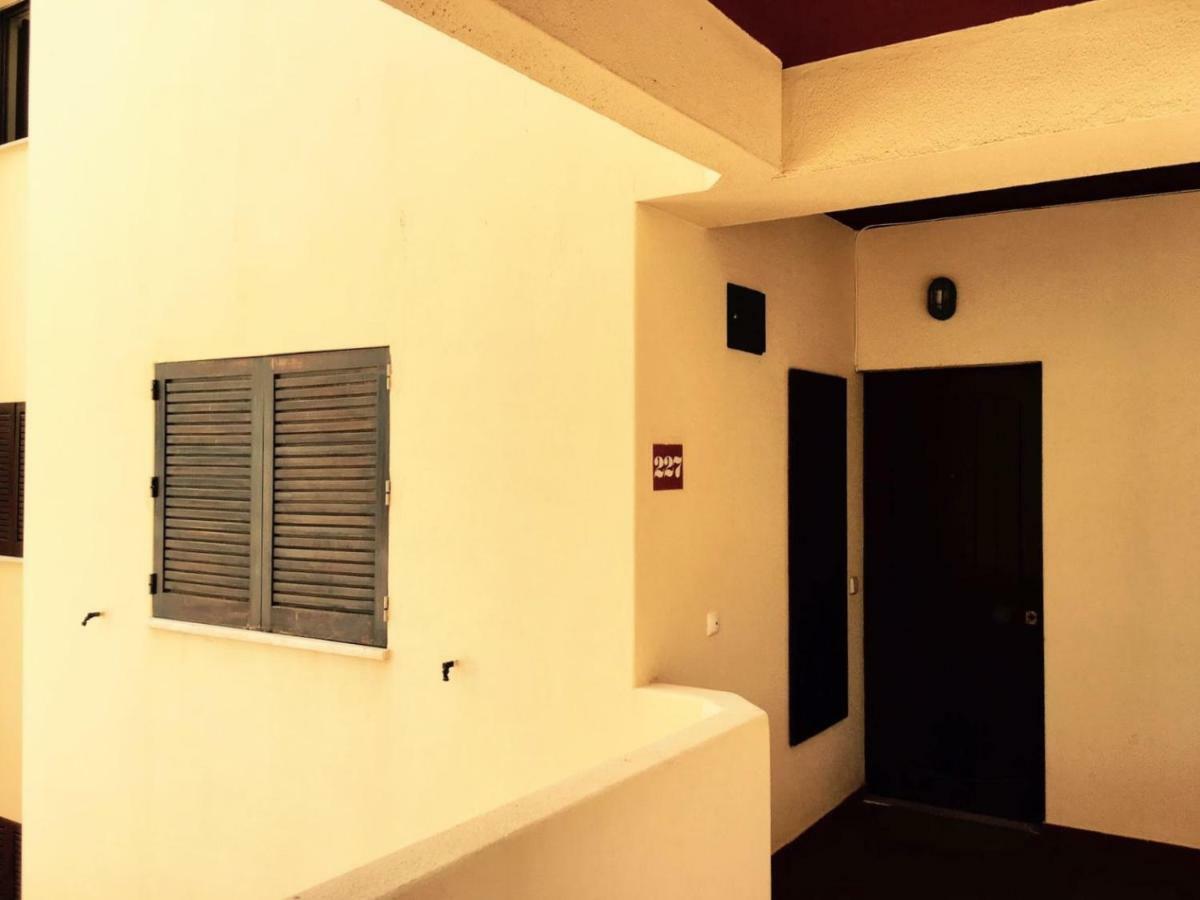 Lagos Apartment Ap Praia Dona Ana 外观 照片