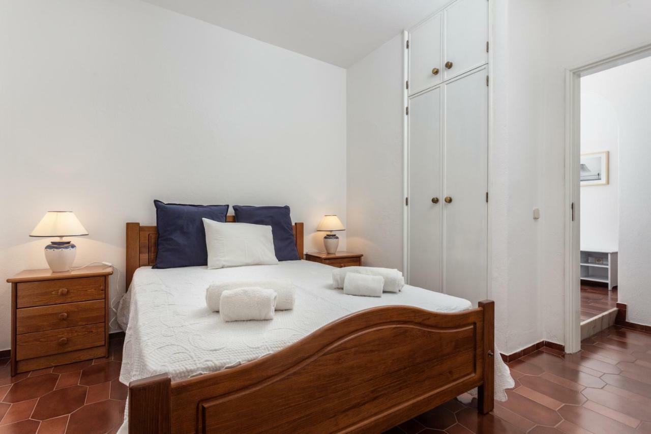 Lagos Apartment Ap Praia Dona Ana 外观 照片