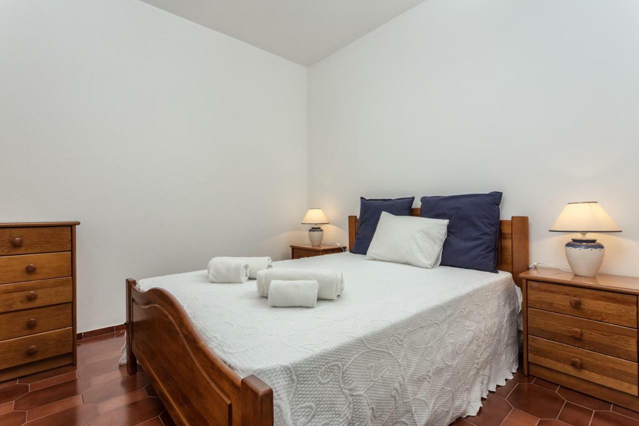 Lagos Apartment Ap Praia Dona Ana 外观 照片
