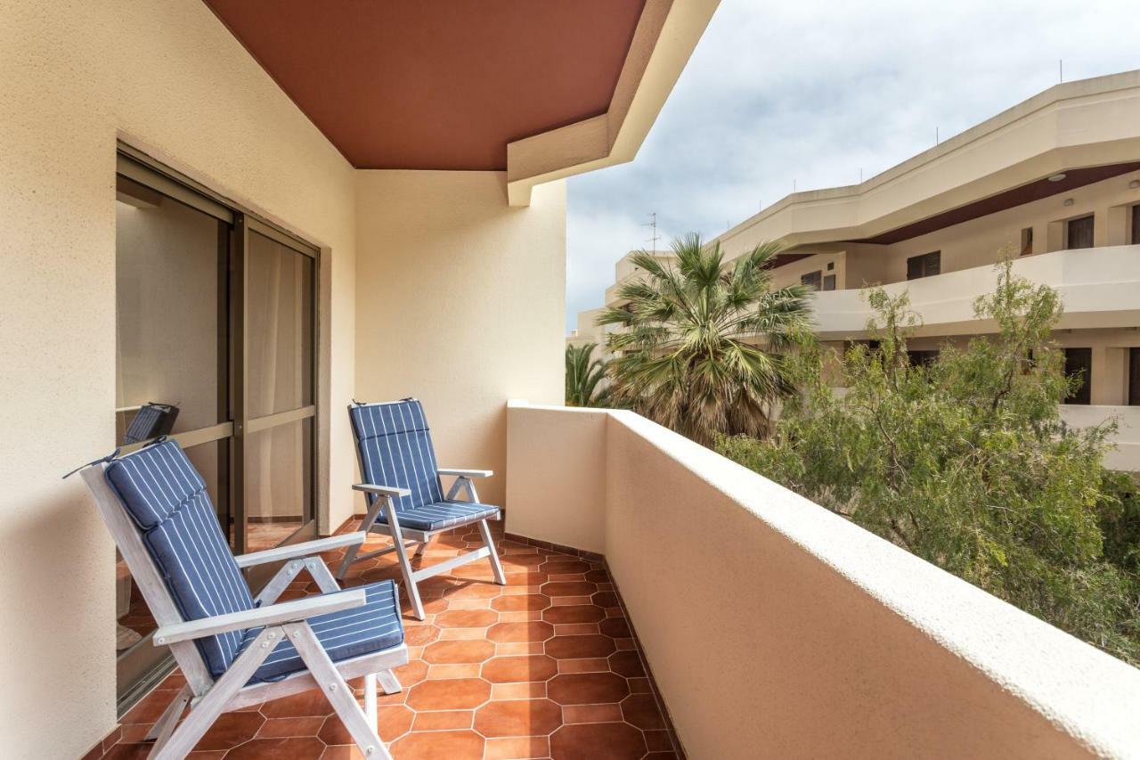 Lagos Apartment Ap Praia Dona Ana 外观 照片
